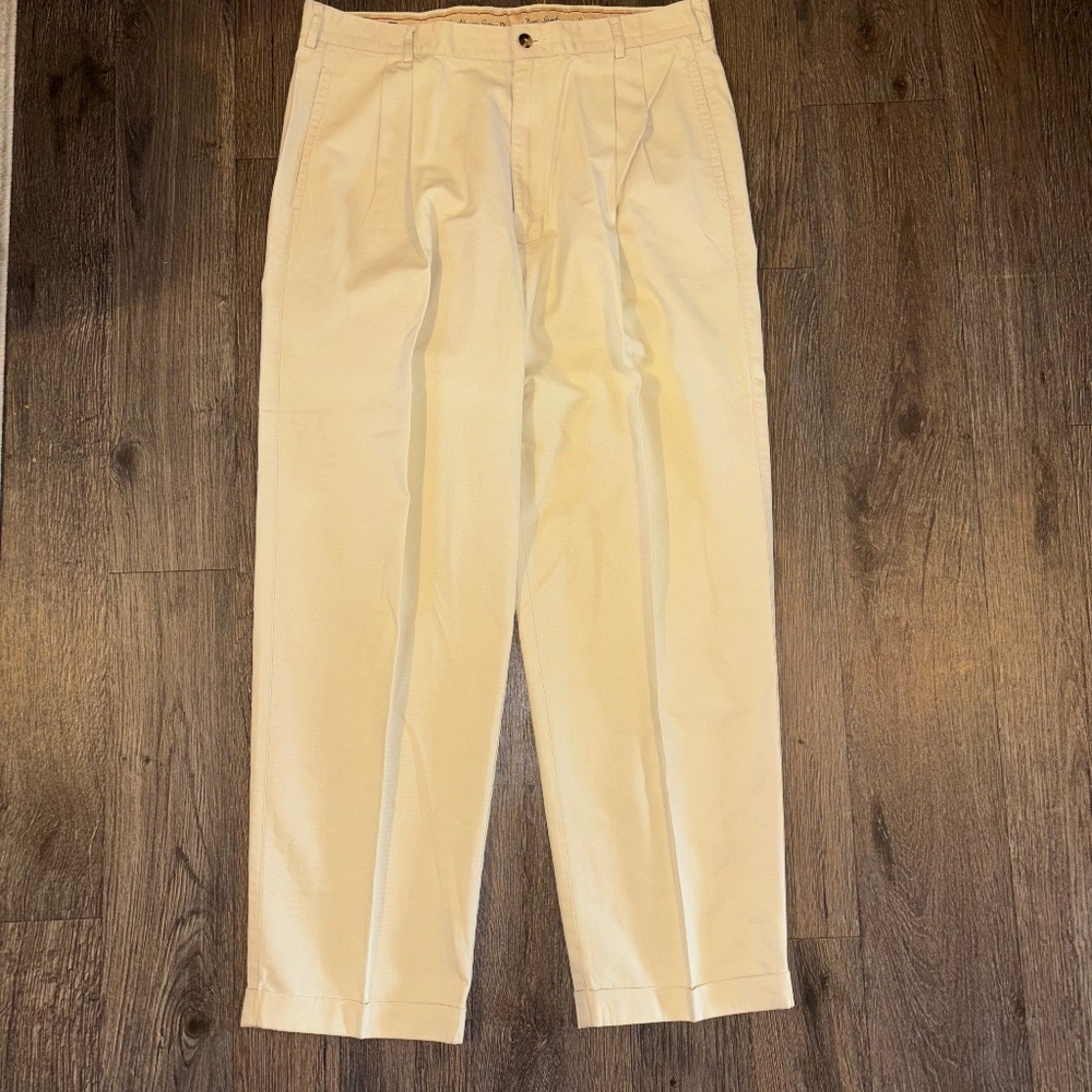 Gant 36 x 30 khaki pants